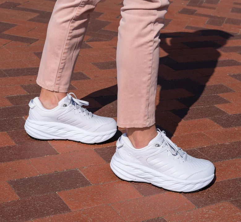 hoka one bondi sr
